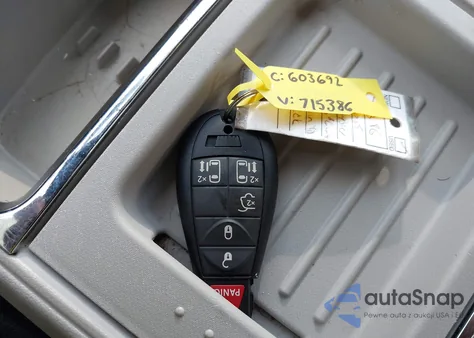 2015 Chrysler Town & Country Touring from USA, damaged, VIN 2C4RC1BG9FR715386